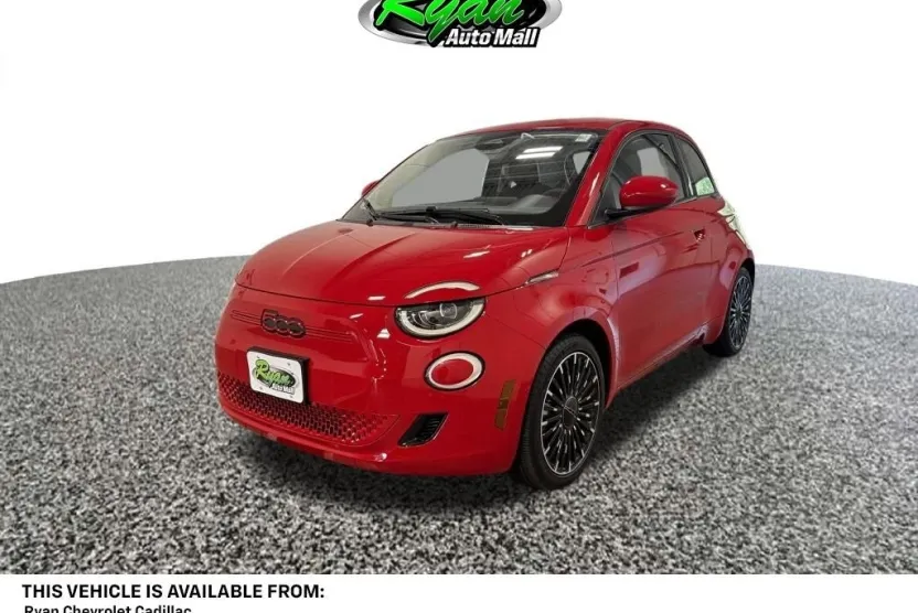 2024 Fiat 500e Red photo 1