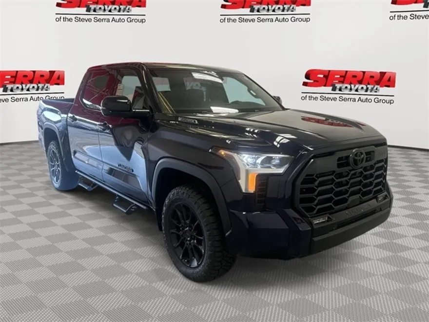 2025 Toyota Tundra Limited Platinum photo 1