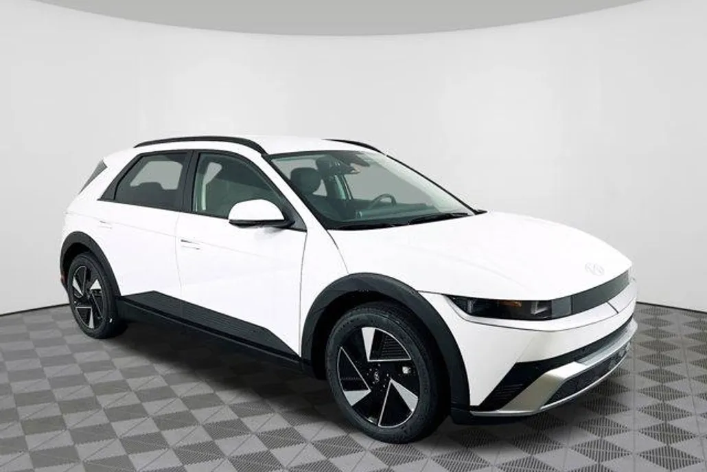 2025 Hyundai Ioniq 5 SEL photo 1