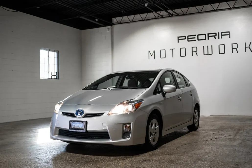 2011 Toyota Prius Three photo 1