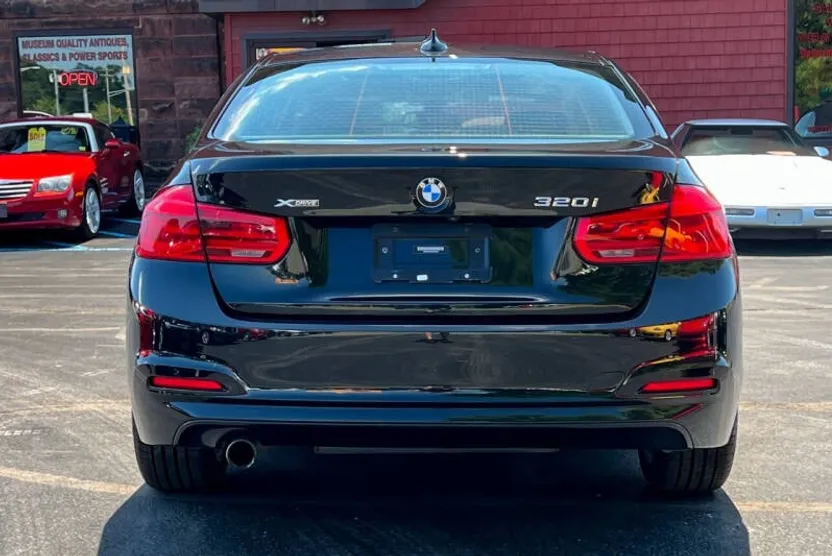 2018 Bmw 320i xDrive Sedan photo 1