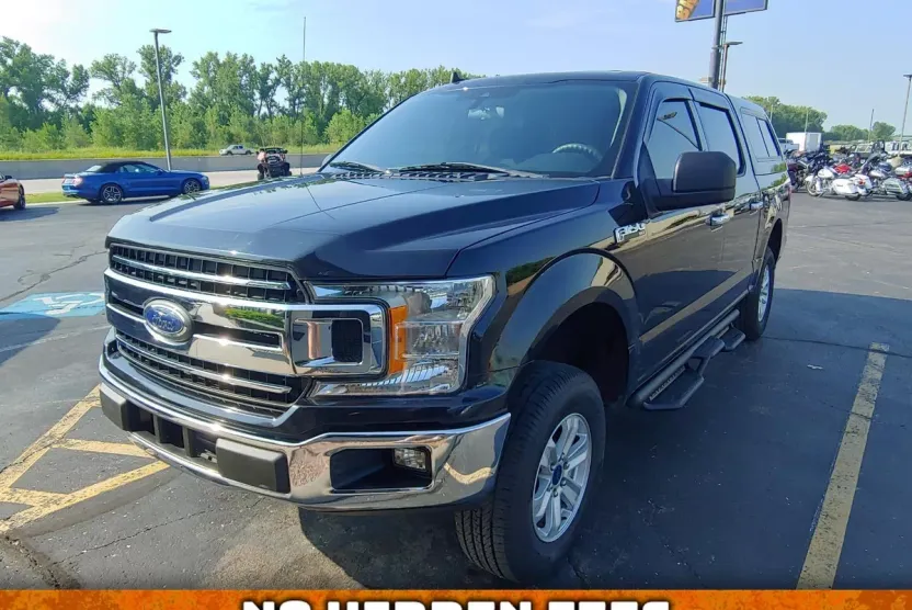 2019 Ford F-150 XLT photo 1