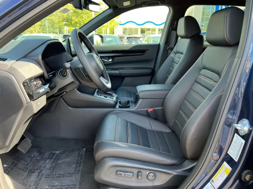 2026 Honda CR-V Hybrid Sport Touring photo 1