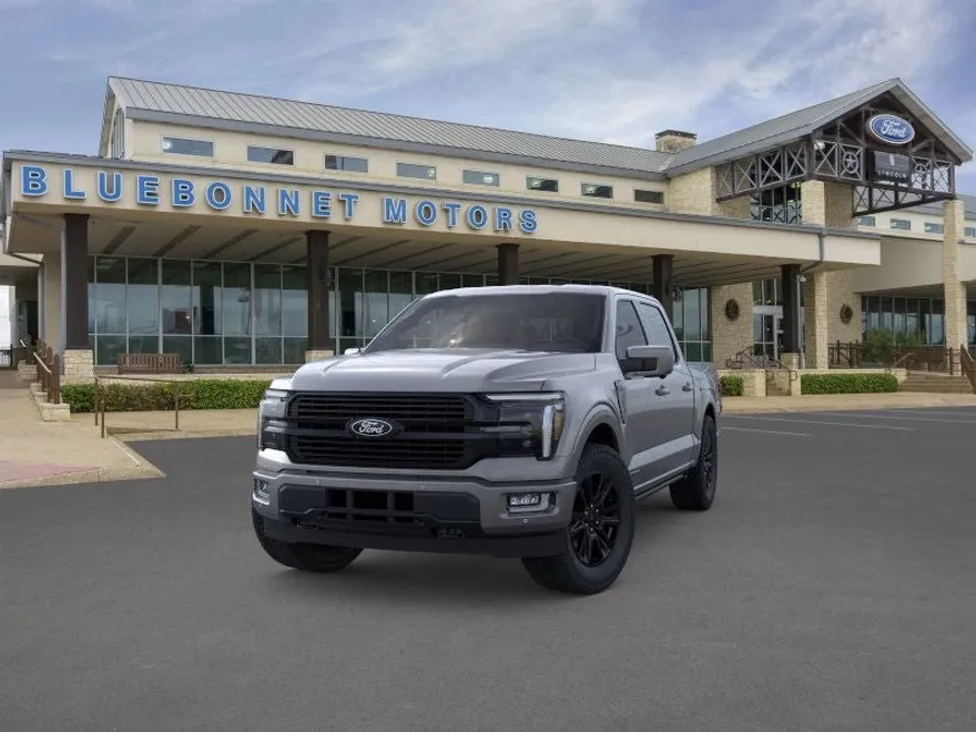2025 Ford F-150 Platinum photo 1