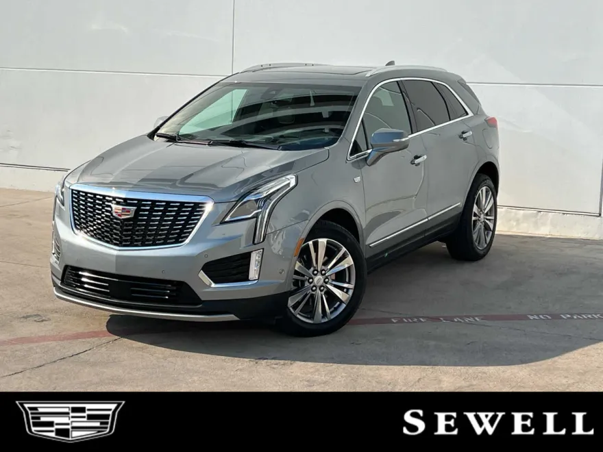 2024 Cadillac XT5 Platinum Premium Luxury photo 1