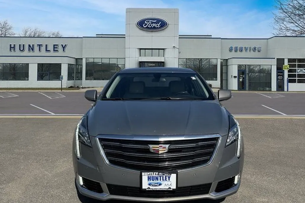 2019 Cadillac XTS Luxury photo 1