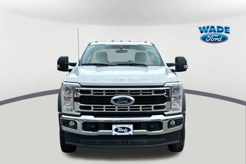 2024 Ford F-550 XL photo 1