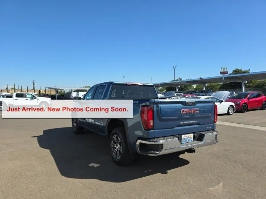 2024 Gmc Sierra 1500 SLT photo 1