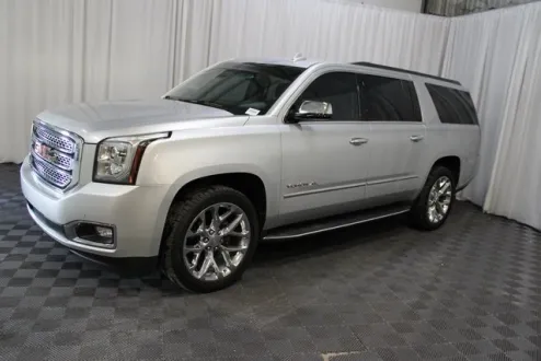 2018 Gmc Yukon XL SLE photo 3