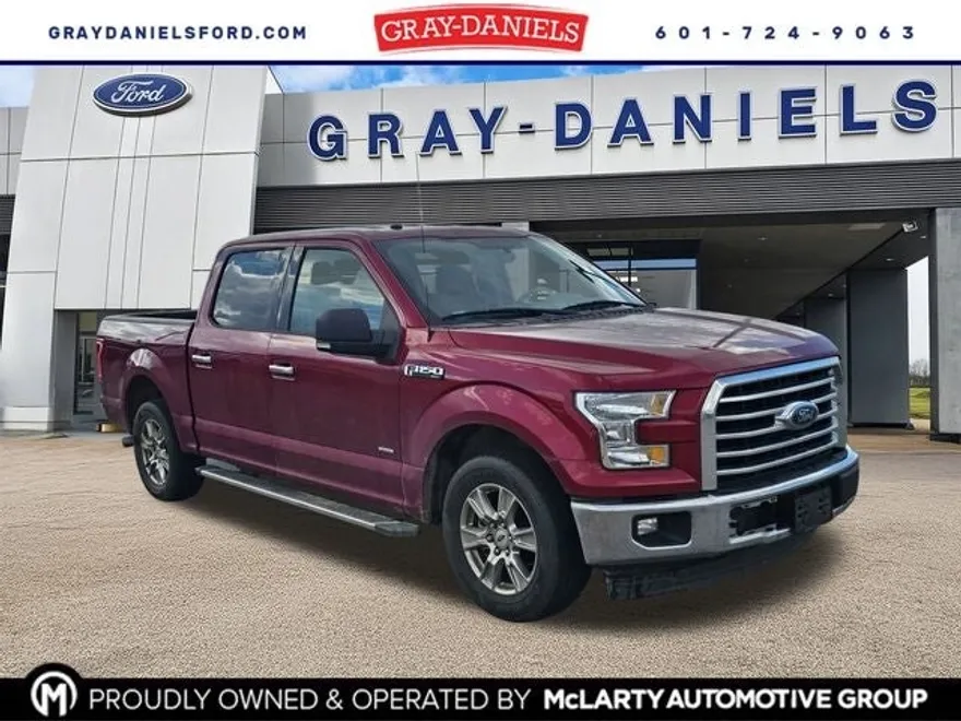 2017 Ford F-150 XLT photo 1