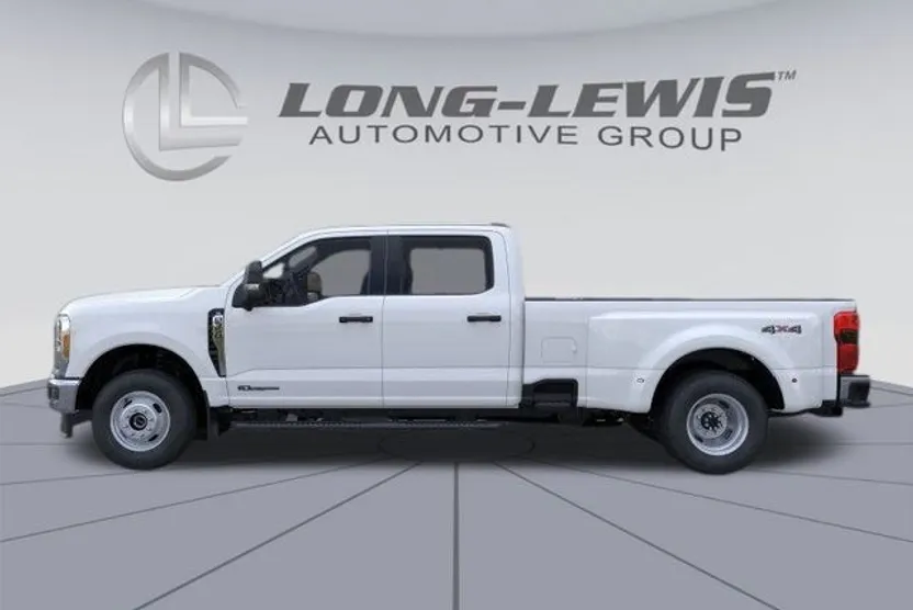 2026 Ford F-350 photo 1