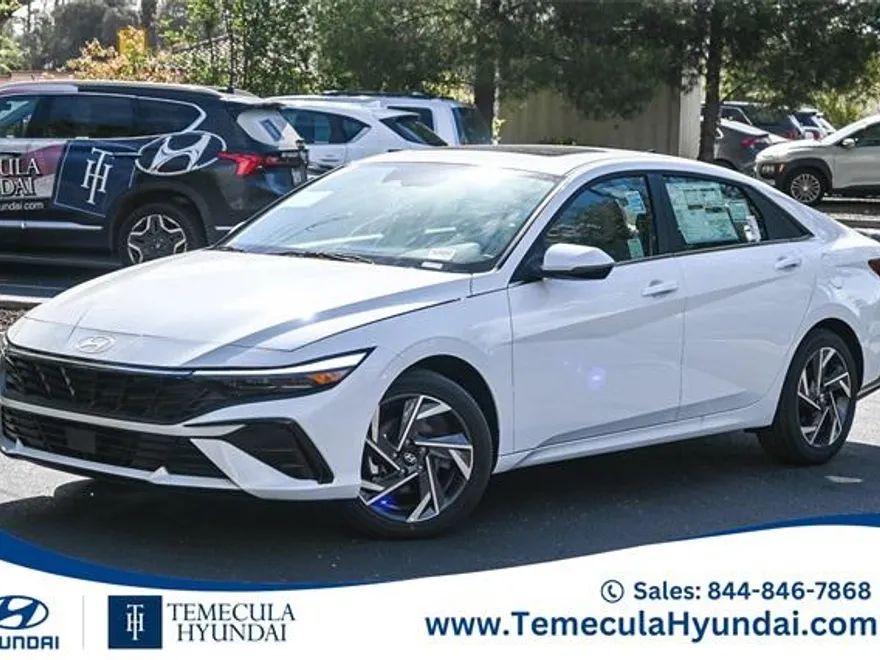 2025 Hyundai Elantra Limited photo 1