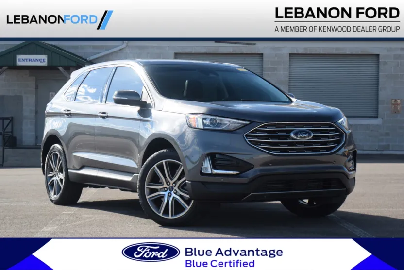 2022 Ford Edge Titanium photo 1