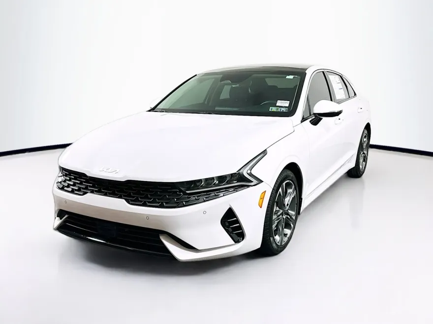 2024 Kia K5 EX photo 1