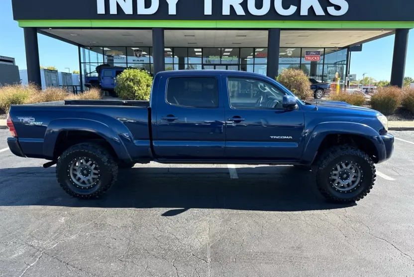 2006 Toyota Tacoma PreRunner photo 1
