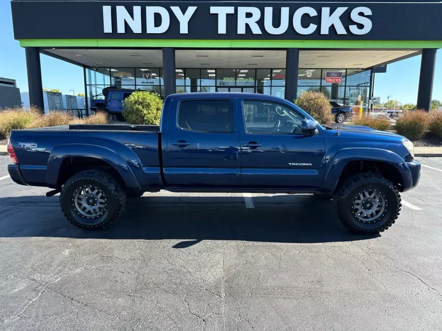 2006 Toyota Tacoma PreRunner photo 1