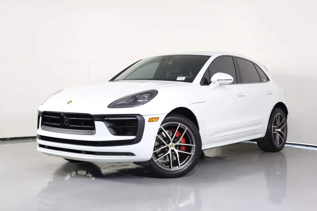 2022 Porsche Macan S photo 1