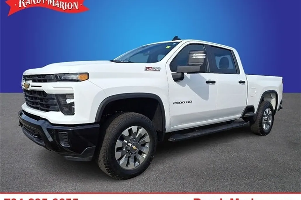 2025 Chevrolet Silverado 2500HD Custom photo 1