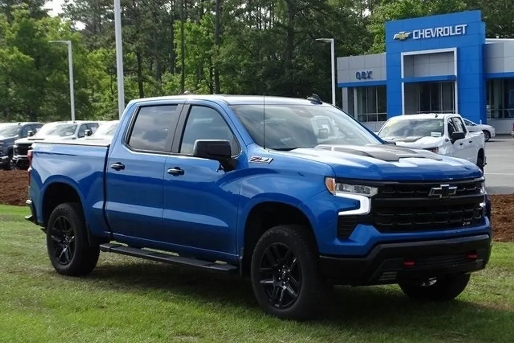 2024 Chevrolet Silverado 1500 LT Trail Boss photo 1