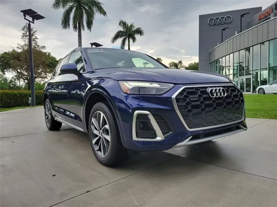 2022 Audi Q5 45 S line Premium photo 1