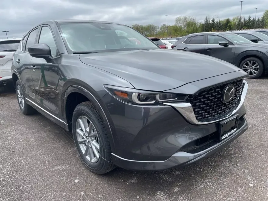 2025 Mazda CX-5 2.5 S Preferred photo 1