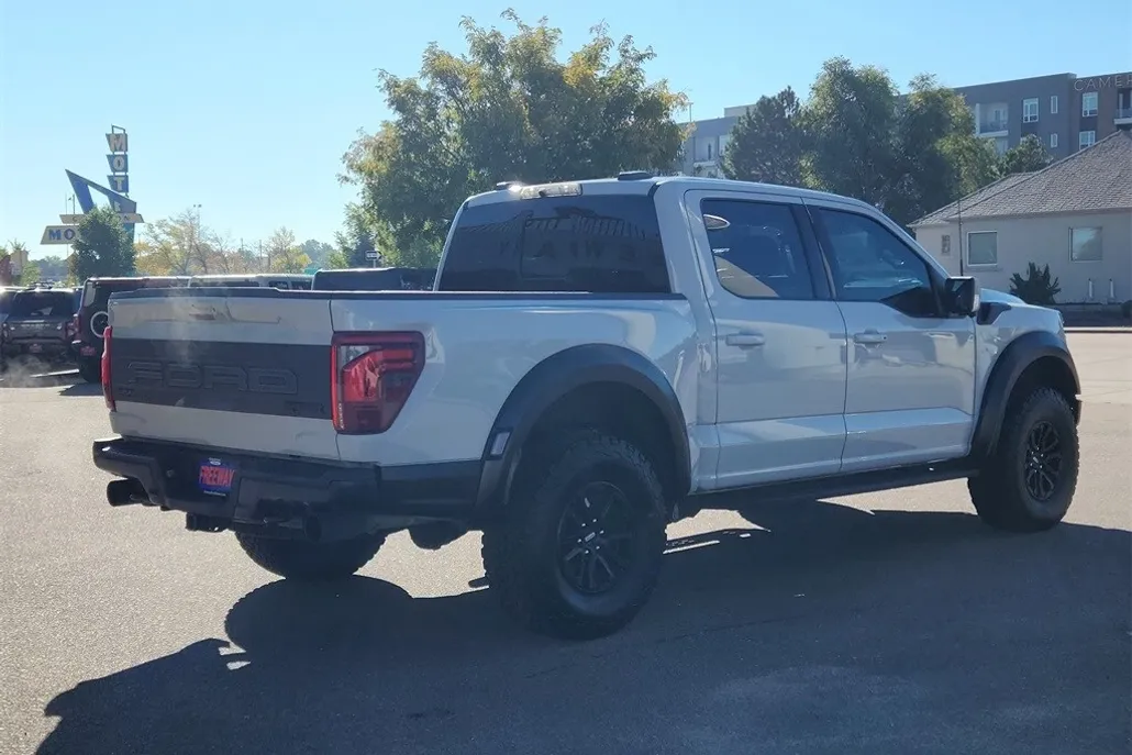 2024 Ford F-150 Raptor photo 1