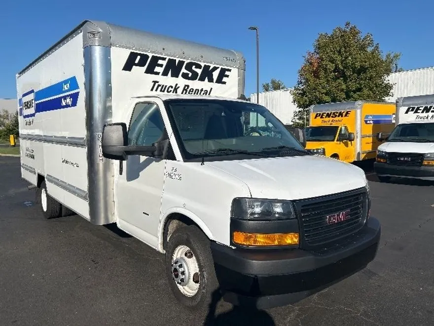 2021 Gmc Savana 3500 Cutaway photo 1