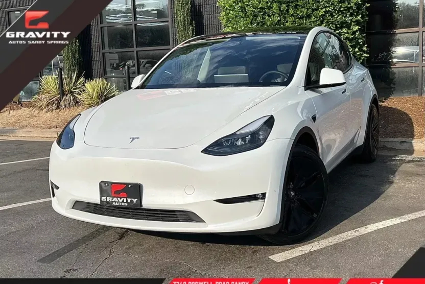 2023 Tesla Model Y Long Range photo 1