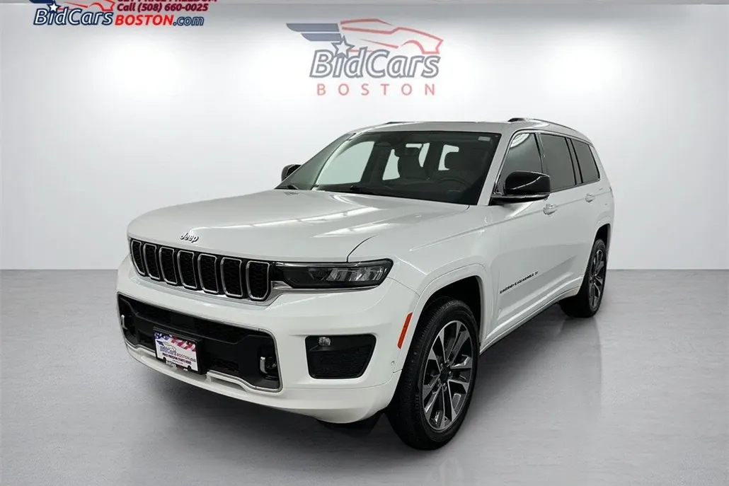 2021 Jeep Grand Cherokee Overland photo 1