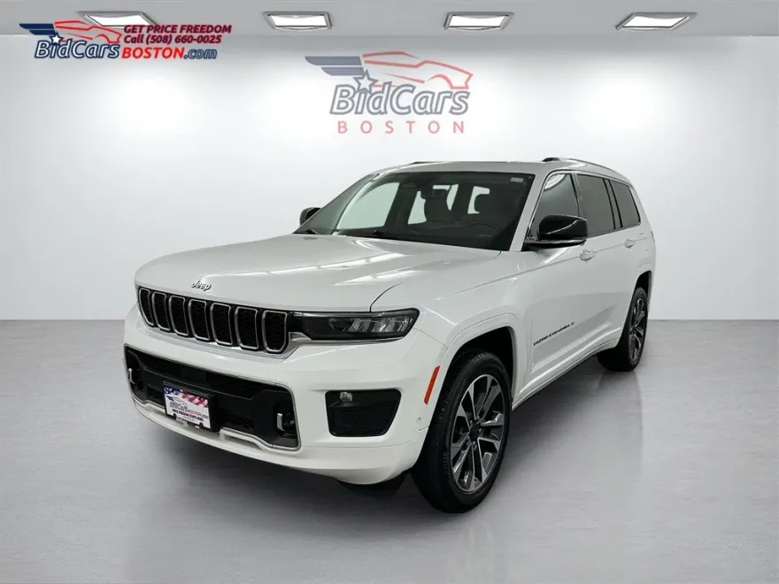 2021 Jeep Grand Cherokee Overland photo 1