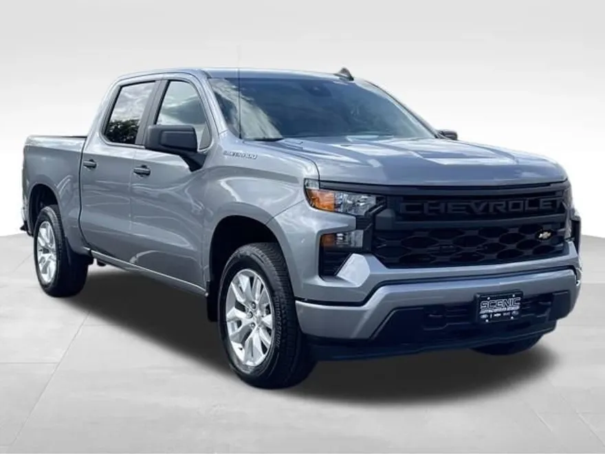 2025 Chevrolet Silverado 1500 Custom photo 1