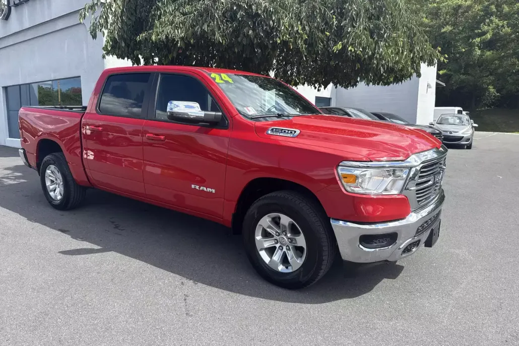 2024 Ram 1500 Laramie photo 1