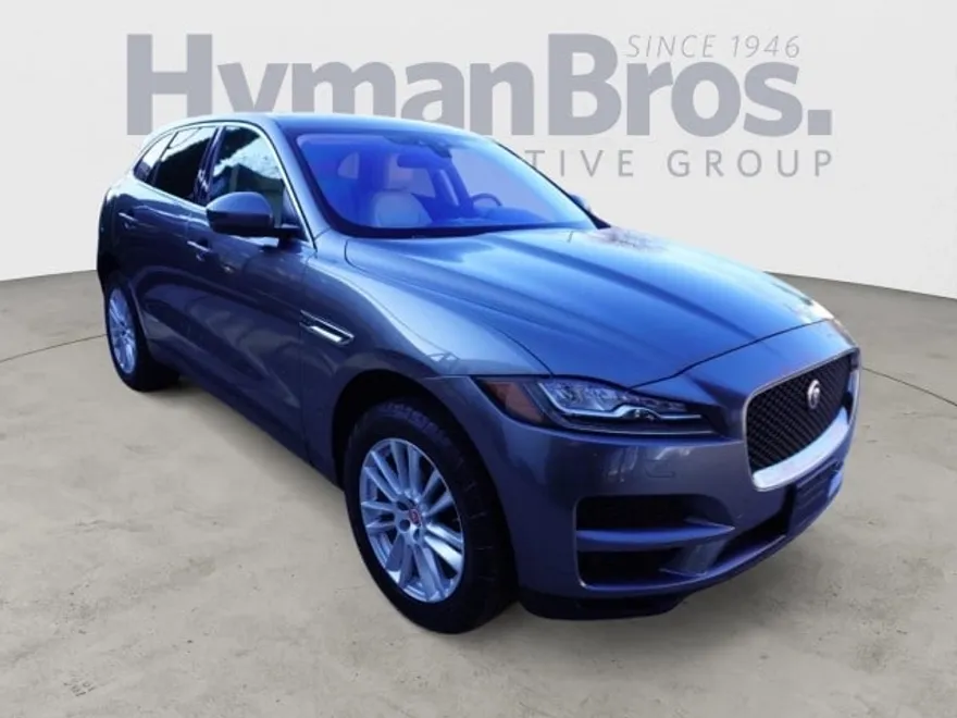 2018 Jaguar F-PACE Prestige photo 1