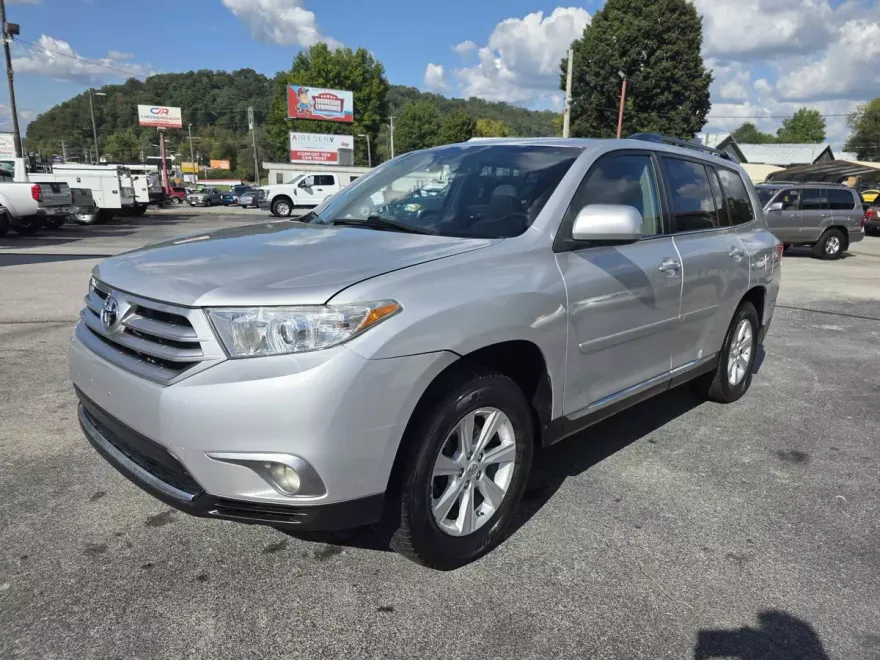 2011 Toyota Highlander Hybrid Base SE photo 1