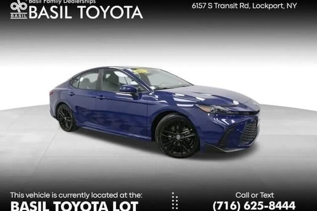 2025 Toyota Camry XSE photo 1
