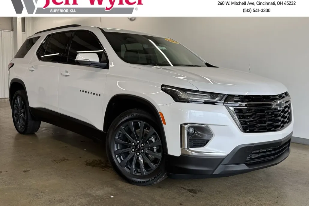 2023 Chevrolet Traverse RS photo 1