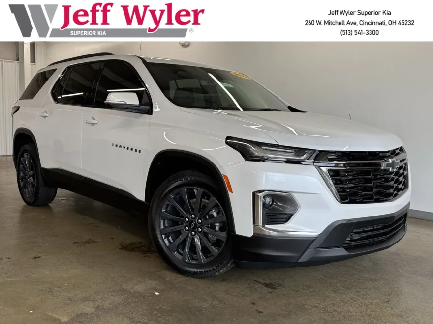 2023 Chevrolet Traverse RS photo 1