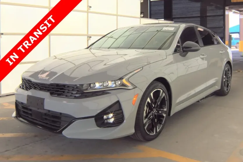 2023 Kia K5 GT-Line photo 1