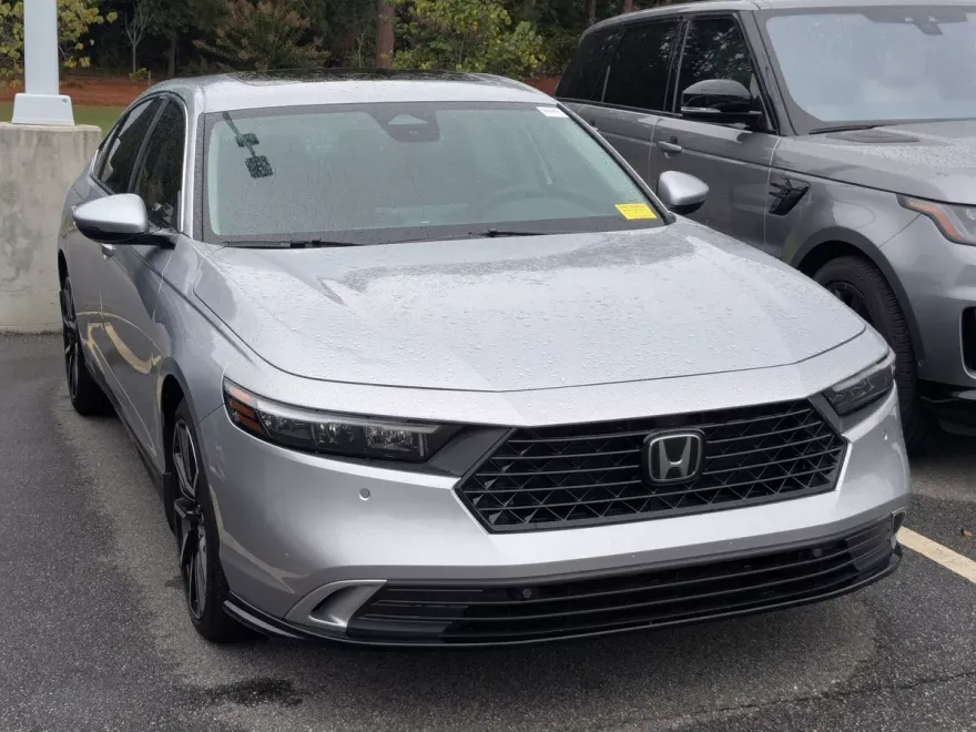 2024 Honda Accord Touring photo 1