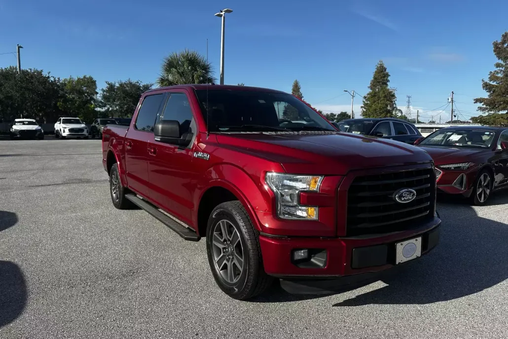 2015 Ford F-150 XLT photo 1