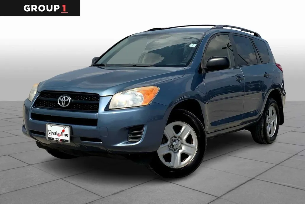 2010 Toyota RAV4 Base photo 1