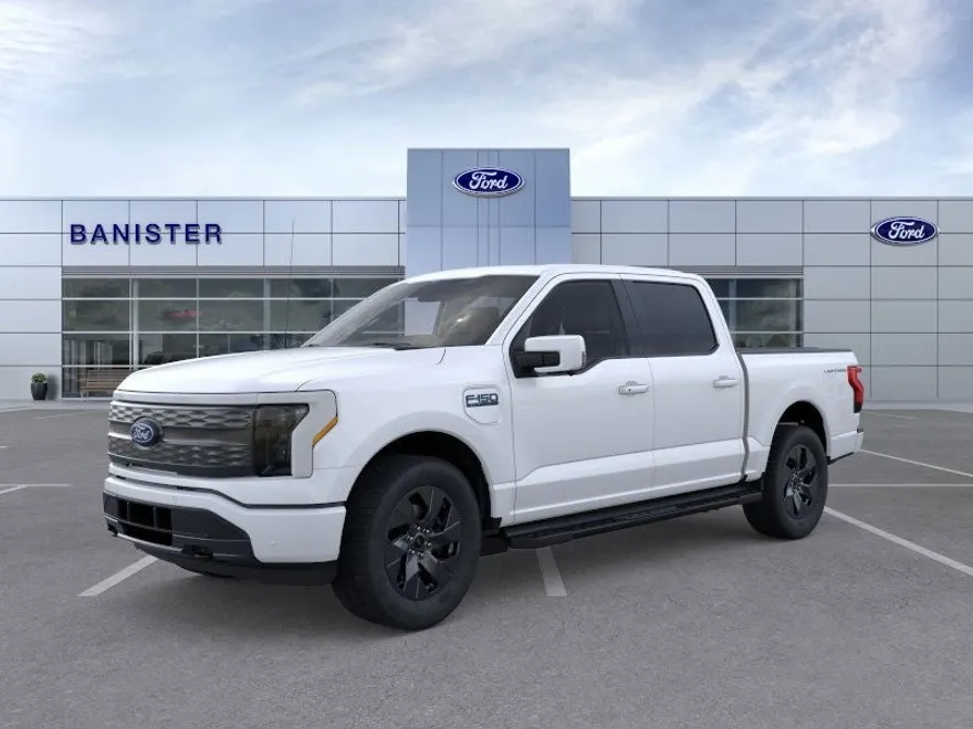 2025 Ford F-150 Lightning Lariat photo 1