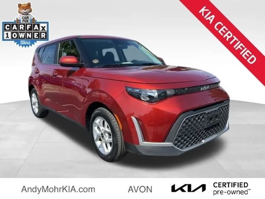 2024 Kia Soul LX photo 1