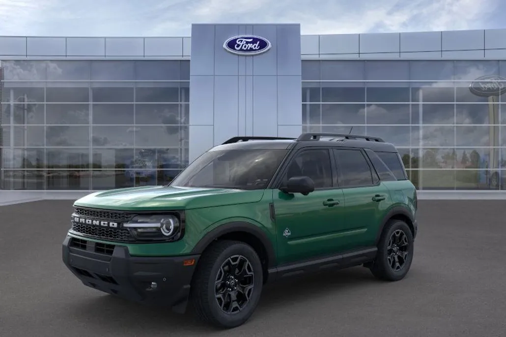 2025 Ford Bronco Sport Outer Banks photo 1