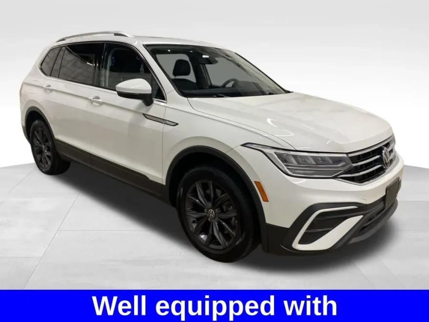 2022 Volkswagen Tiguan SE photo 1