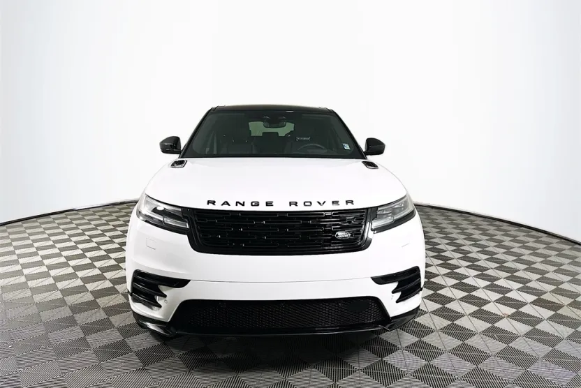 2026 Land Rover Range Rover Velar SE photo 1