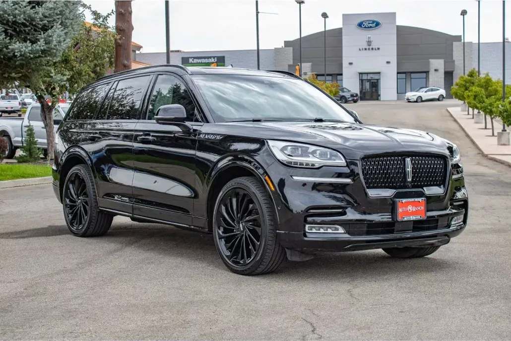 2022 Lincoln Aviator Reserve photo 1