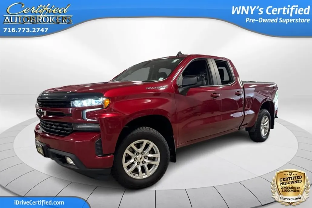 2021 Chevrolet Silverado photo 1