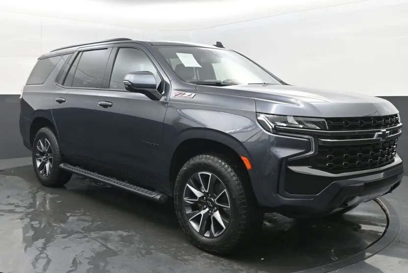 2021 Chevrolet Tahoe Z71 photo 1