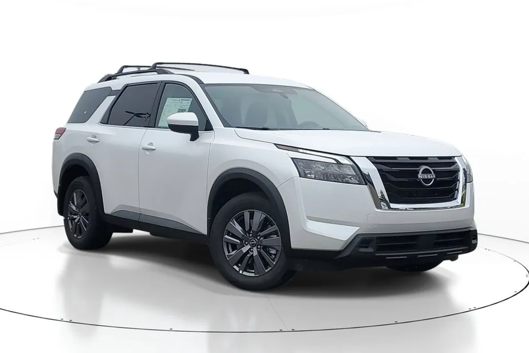 2025 Nissan Pathfinder SV photo 1